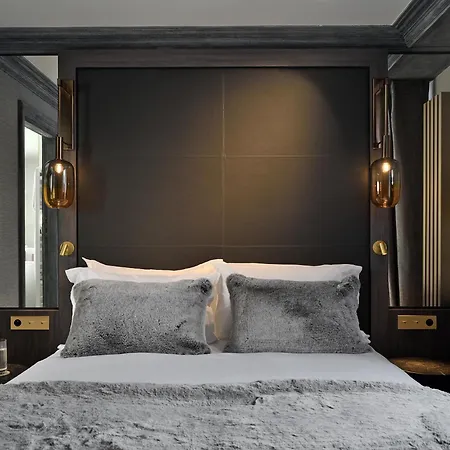 Les 2 - Du Strato Apartment