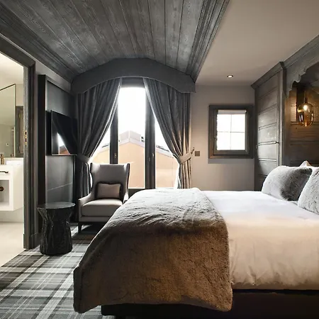 Les 2 - Du Strato Apartment